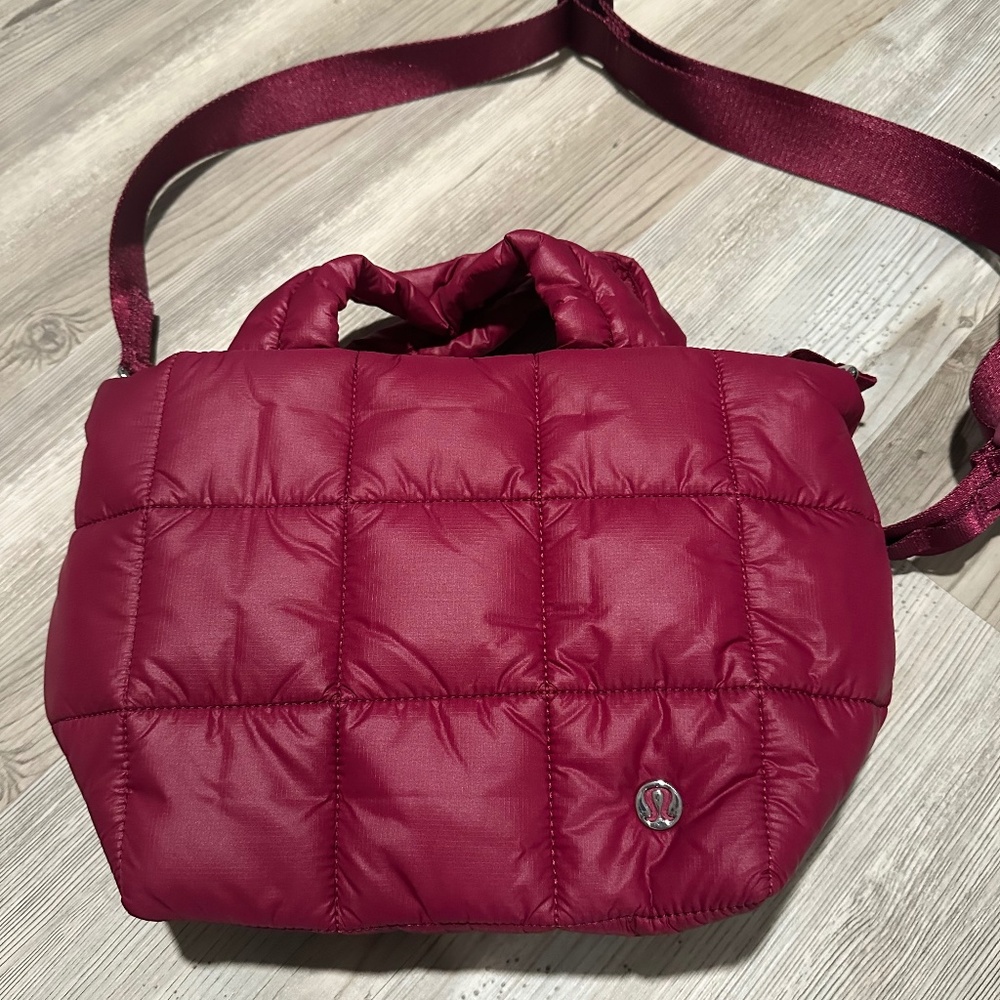 Lululemon bag